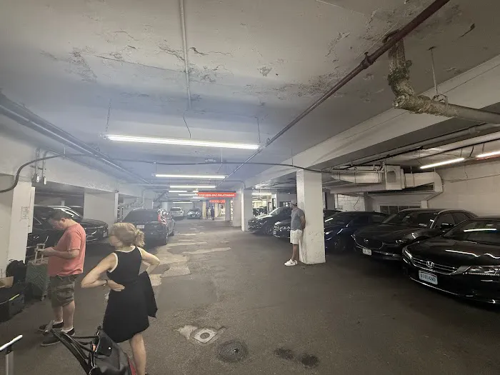 Budget Car Rental Picture 3