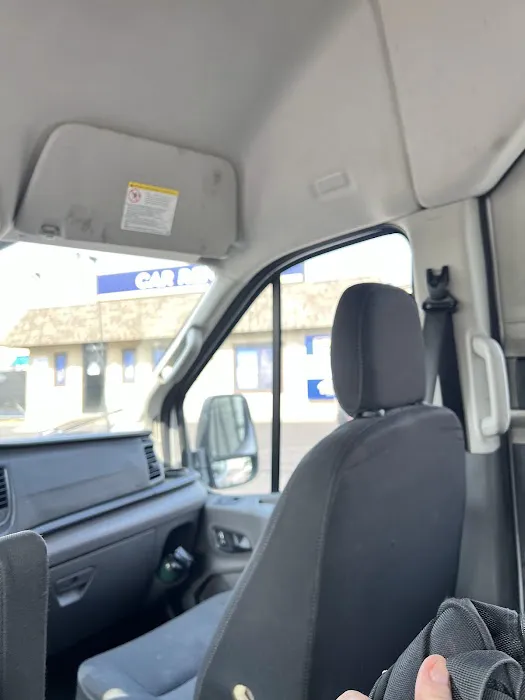 Fox Rent-A-Car Picture 4