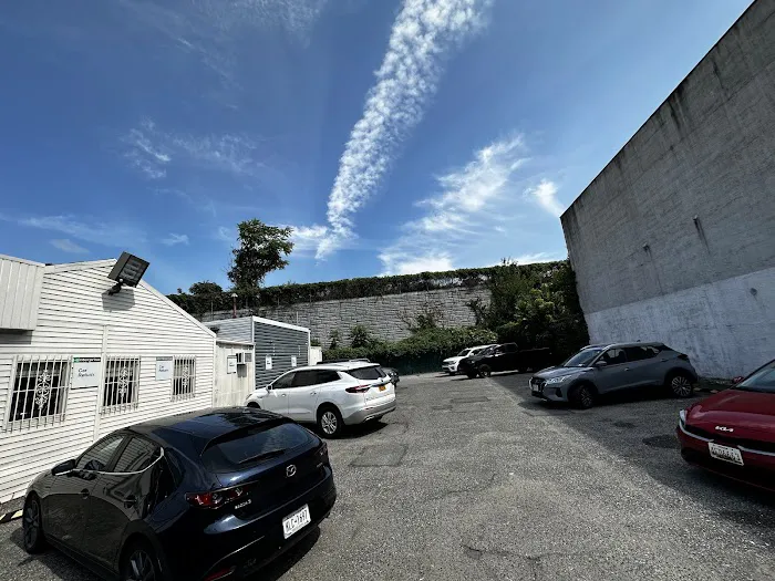 Enterprise Rent-A-Car Picture 4