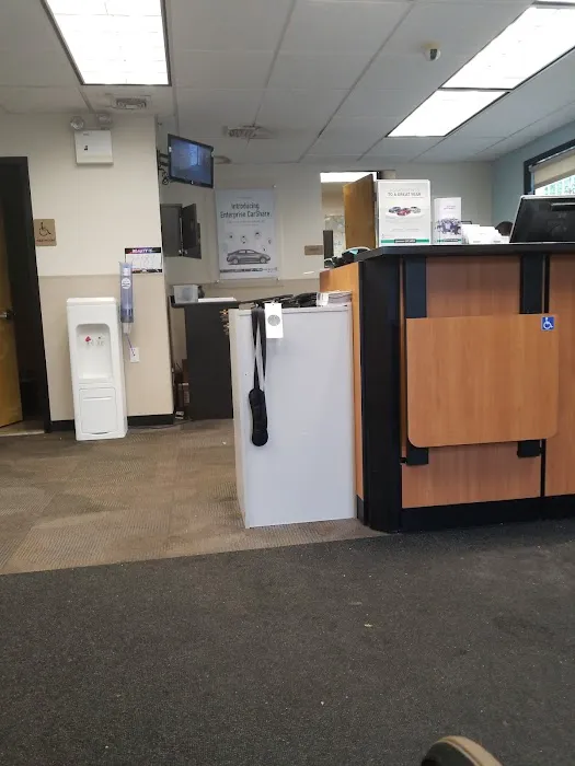 Enterprise Rent-A-Car Picture 1