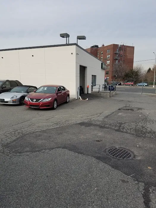 Enterprise Rent-A-Car Picture 6
