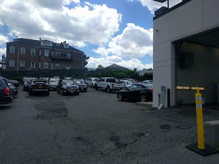 Enterprise Rent-A-Car Picture 7