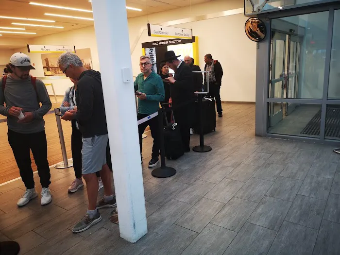 Dollar Car Rental - Jfk International Airport Picture 1