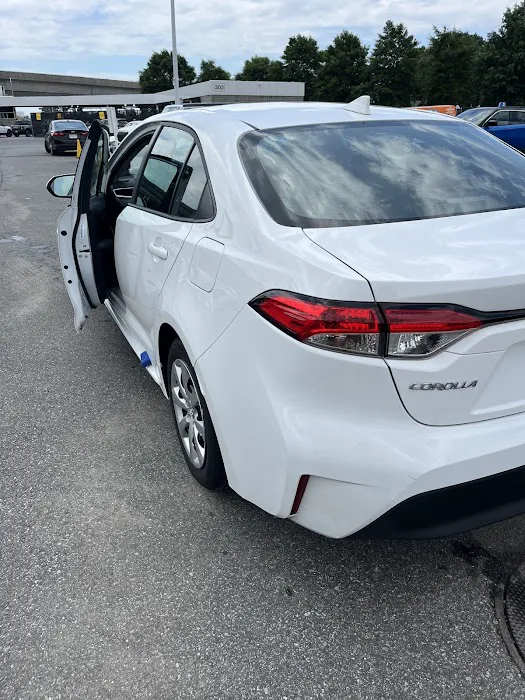 Dollar Car Rental - Jfk International Airport Picture 5