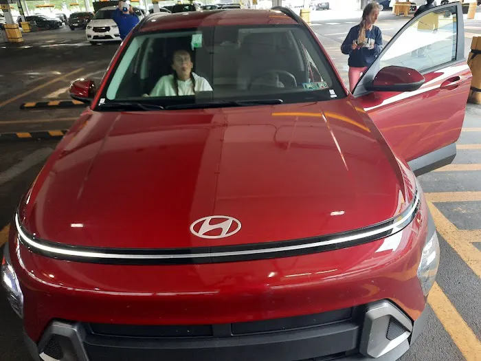 Dollar Car Rental - Jfk International Airport Picture 8