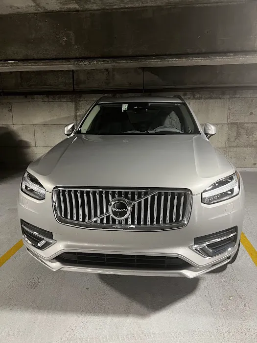 Hertz Car Rental - New York City - John F Kennedy International Airport (JFK) Picture 8