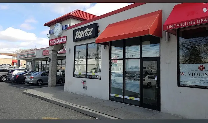 Hertz Car Rental - Fort Lee - Bergen Boulevard Picture 6