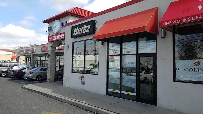 Hertz Car Rental - Fort Lee - Bergen Boulevard Picture 10