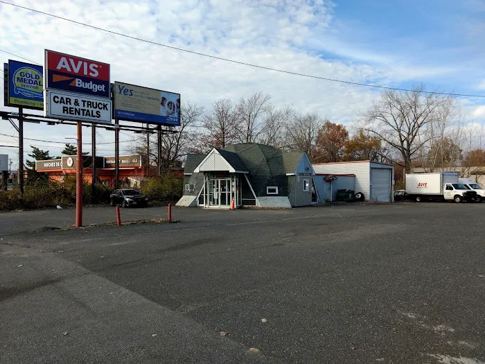 Avis Car Rental Picture 1
