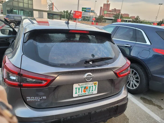 Avis Car Rental Picture 10