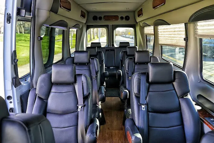 Yale Car Van Rental /15 passenger Sprinter Picture 1