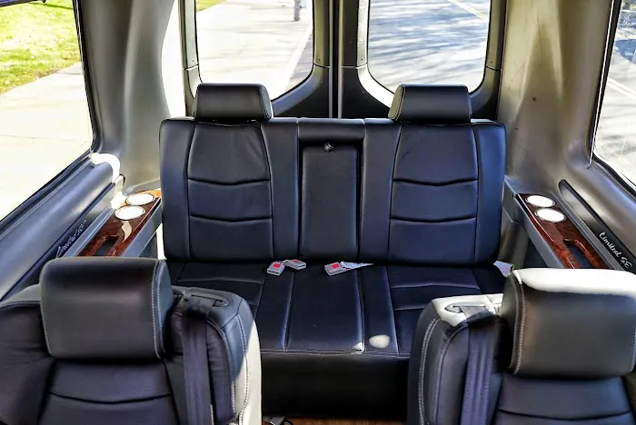 Yale Car Van Rental /15 passenger Sprinter Picture 3