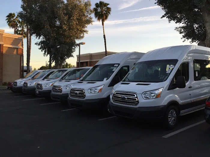 Yale Car Van Rental /15 passenger Sprinter Picture 9