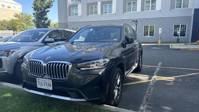 SIXT Rent a Car JFK Airport Picture 3