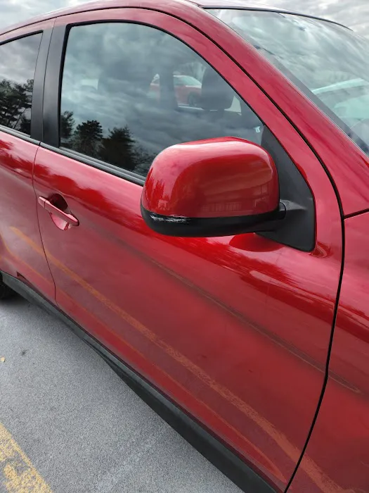 Avis Car Rental Picture 2