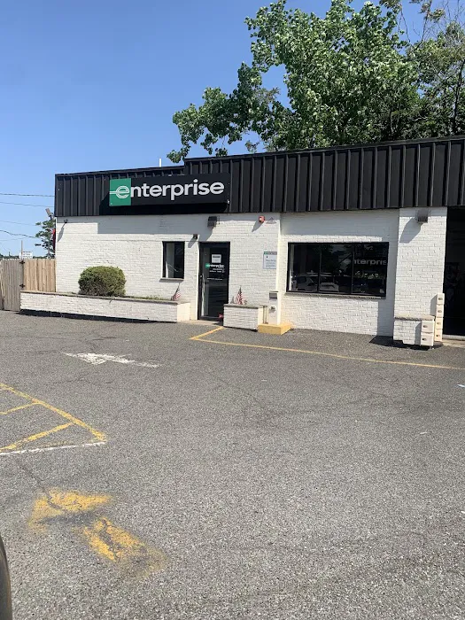 Enterprise Rent-A-Car Picture 2