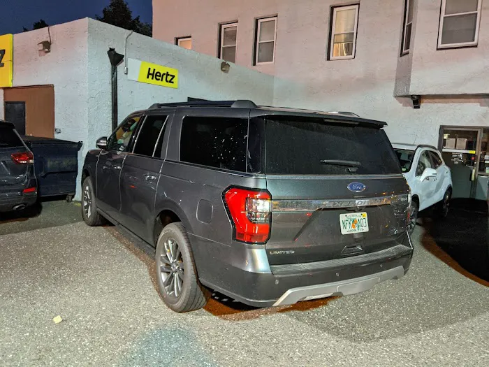 Hertz Car Rental - Maplewood - Springfield Avenue Picture 9