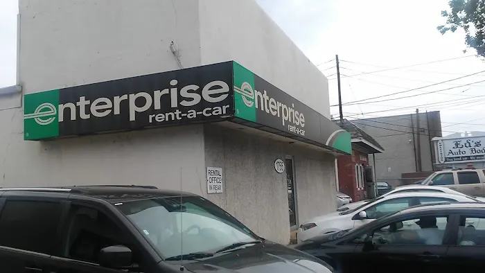 Enterprise Rent-A-Car Picture 2
