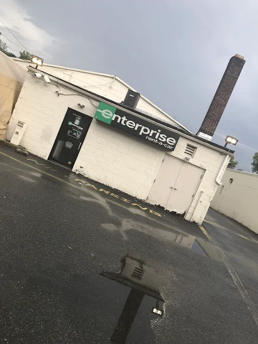Enterprise Rent-A-Car Picture 5