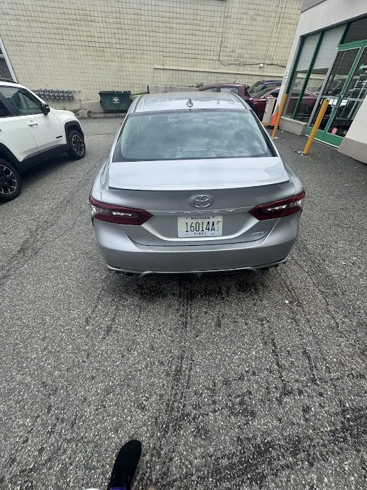 Enterprise Rent-A-Car Picture 3