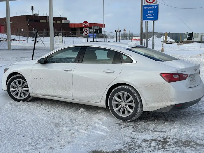 Avis Car Rental Picture 8