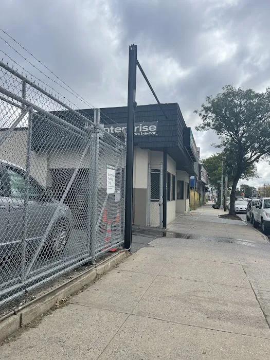 Enterprise Rent-A-Car Picture 1