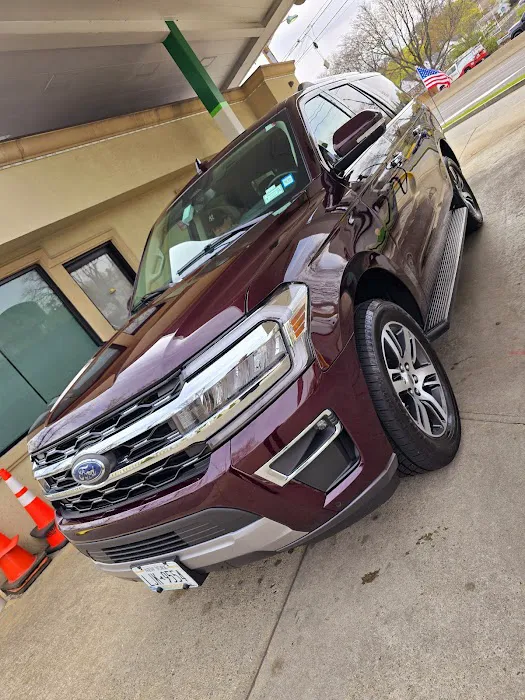 Enterprise Rent-A-Car Picture 4