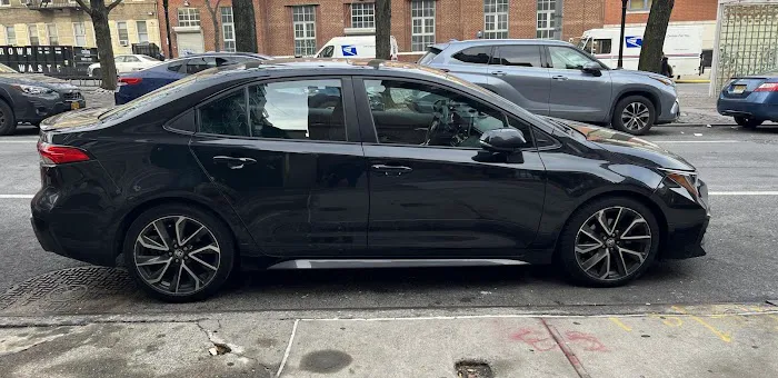 Daily Car Rentals Picture 1