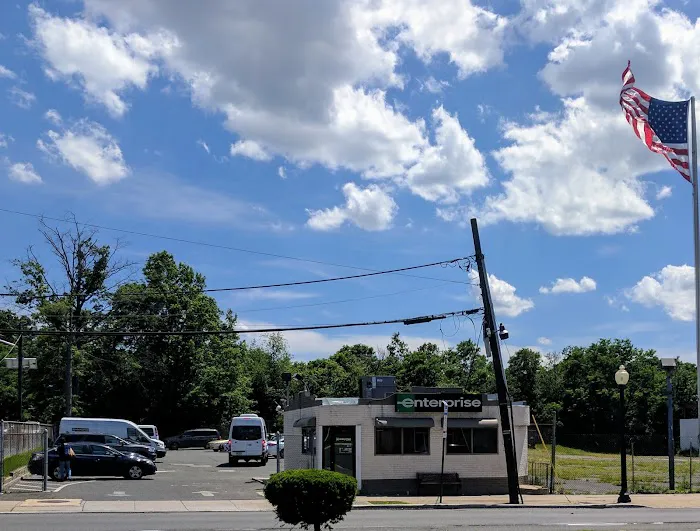 Enterprise Rent-A-Car Picture 4