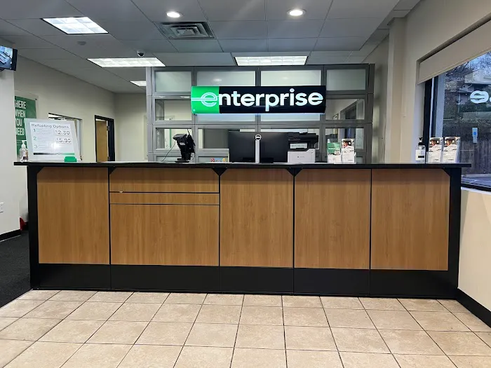 Enterprise Rent-A-Car Picture 7