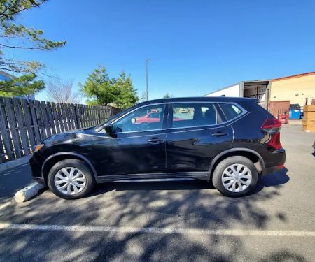 Hertz Car Rental - Woodbridge - Hampton Inn