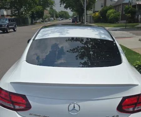 UNLIMITED LUXURY RENTALS LLC