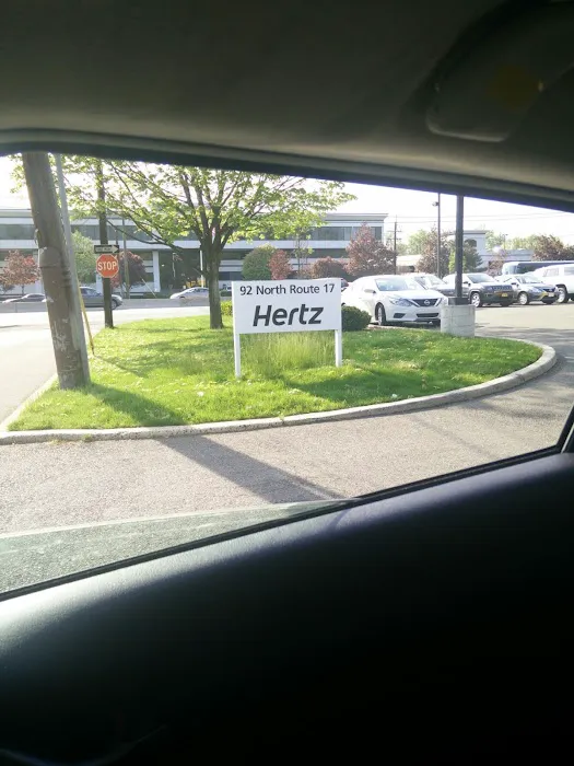 Hertz Car Rental - Paramus - N Streetate Rt 17 Picture 7