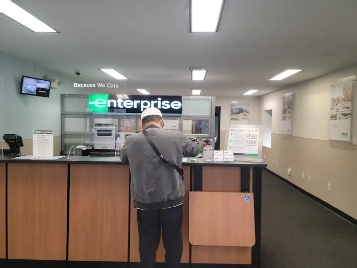 Enterprise Rent-A-Car Picture 1