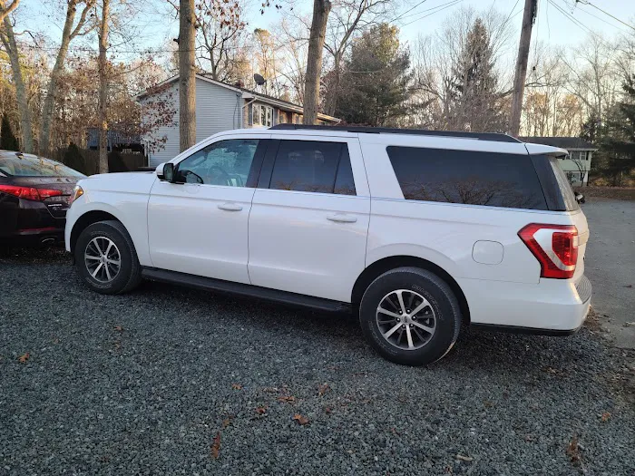Hertz Car Rental - East Brunswick - Route 18 South Hle Picture 3