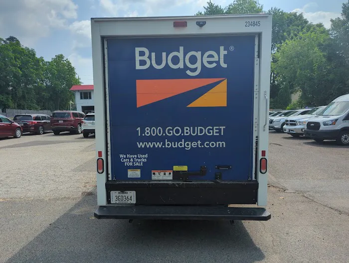 Avis Car Rental Picture 3