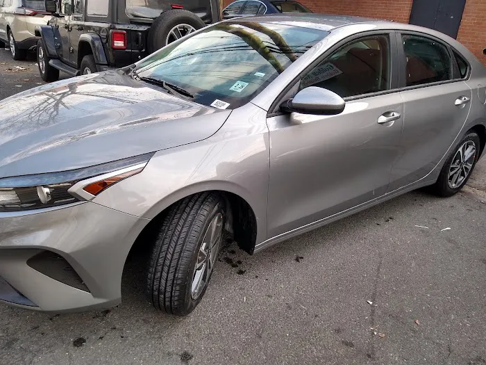 Enterprise Rent-A-Car Picture 9