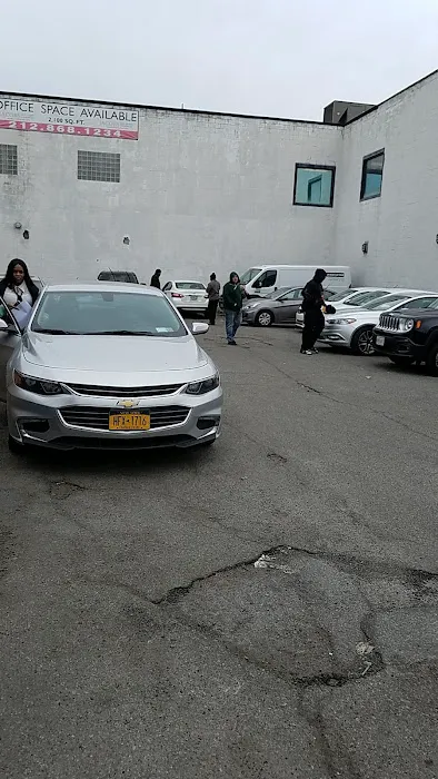 Enterprise Rent-A-Car Picture 7