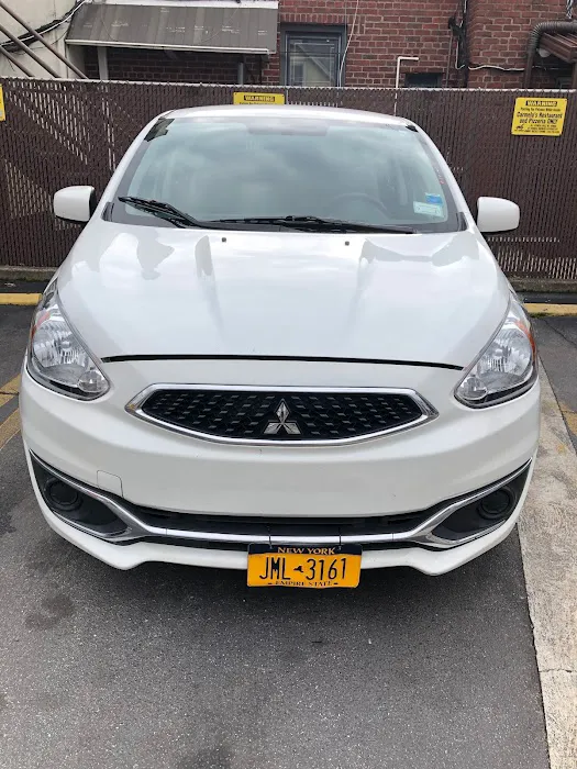 Easy Wheels Auto Group, LLC Picture 5