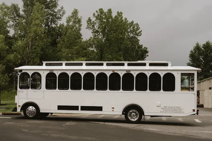 The Good Life Transportation Company Picture 4