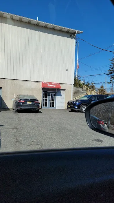 Avis Car Rental Picture 2