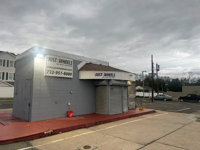 Just Four Wheels Car, Truck and Van Rental - Somerset Picture 1