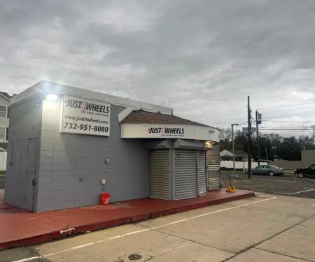 Just Four Wheels Car, Truck and Van Rental - Somerset