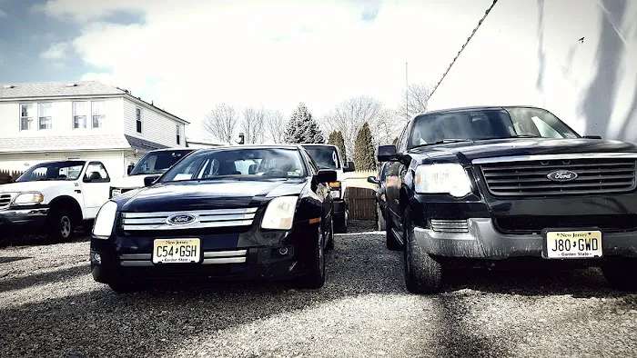 Defaria Car & Truck Rental Picture 5