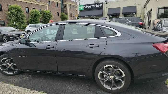 Enterprise Rent-A-Car Picture 5