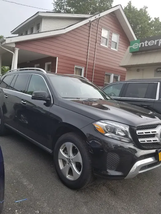 Enterprise Rent-A-Car Picture 1