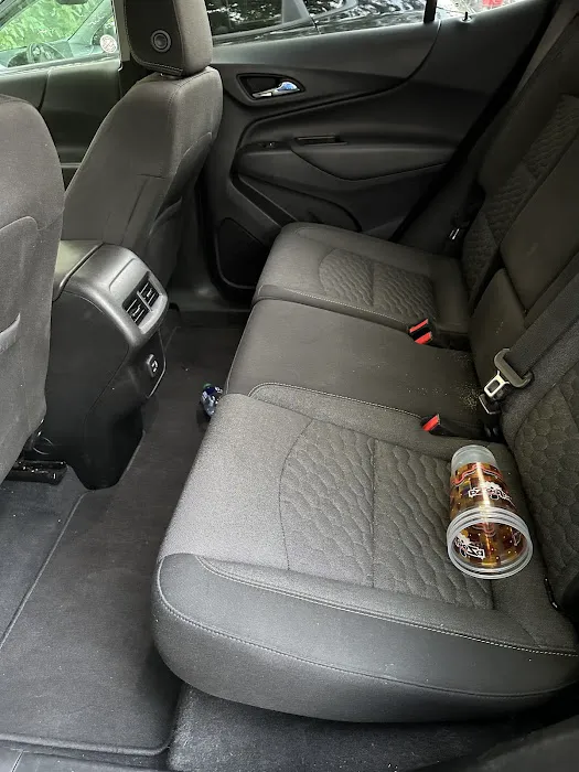 Avis Car Rental Picture 9