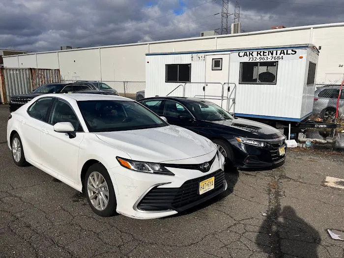 Lenox Car Rental Picture 1