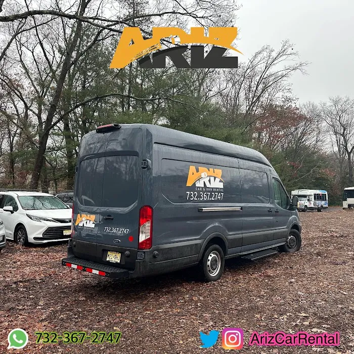 Ariz Car Rental Picture 6