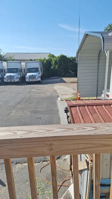 Just Four Wheels Car, Truck and Van Rental - Lakewood Picture 9